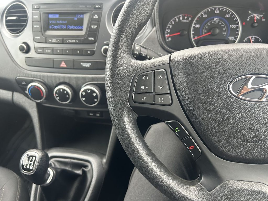 Used Hyundai i10 2018 for sale - 76009807: Photo 15