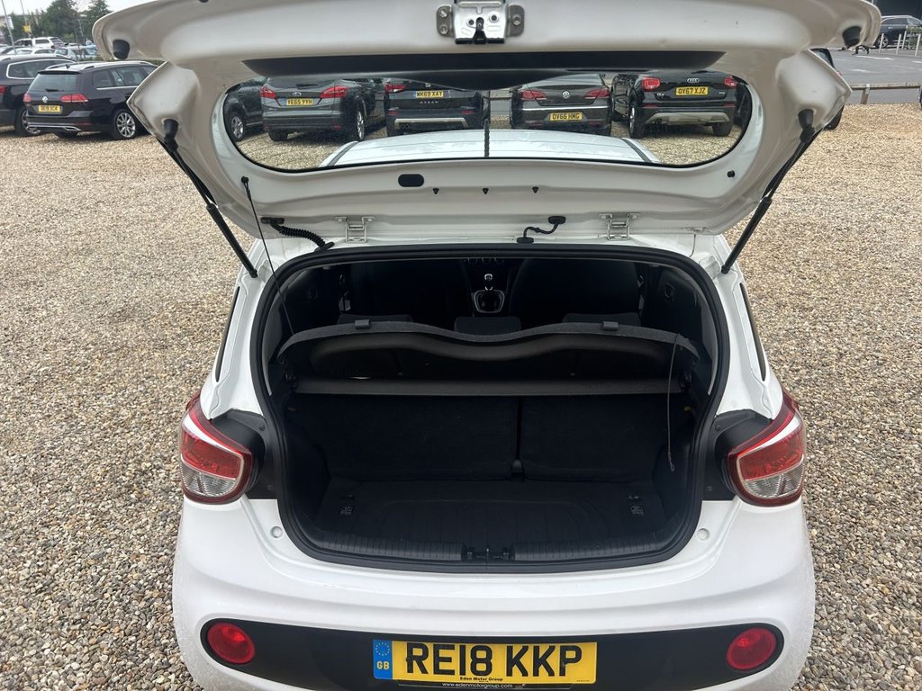 Used Hyundai i10 2018 for sale - 76009807: Photo 9