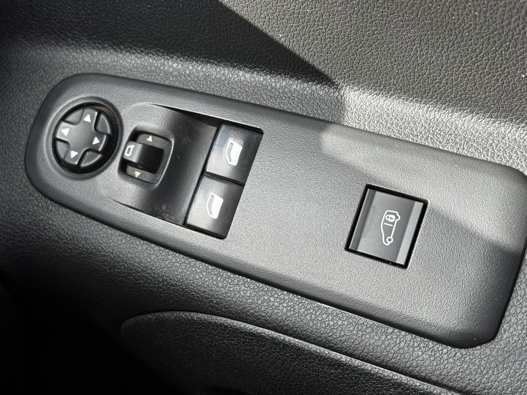 Used Vauxhall Combo 2020 for sale - 76909875: Photo 18