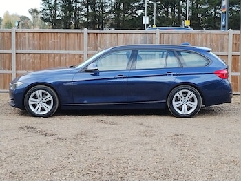 Used BMW 3 Series 2016 for sale - 76469746: Photo