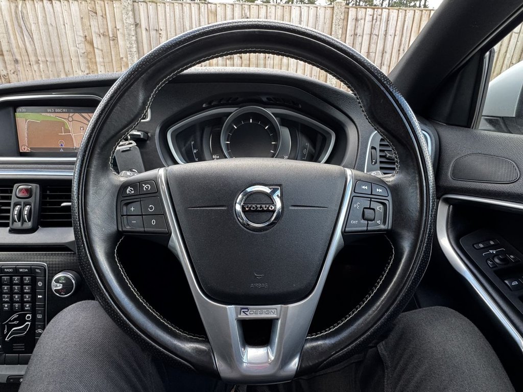 Used Volvo V40 2017 for sale - 76018596: Photo 16