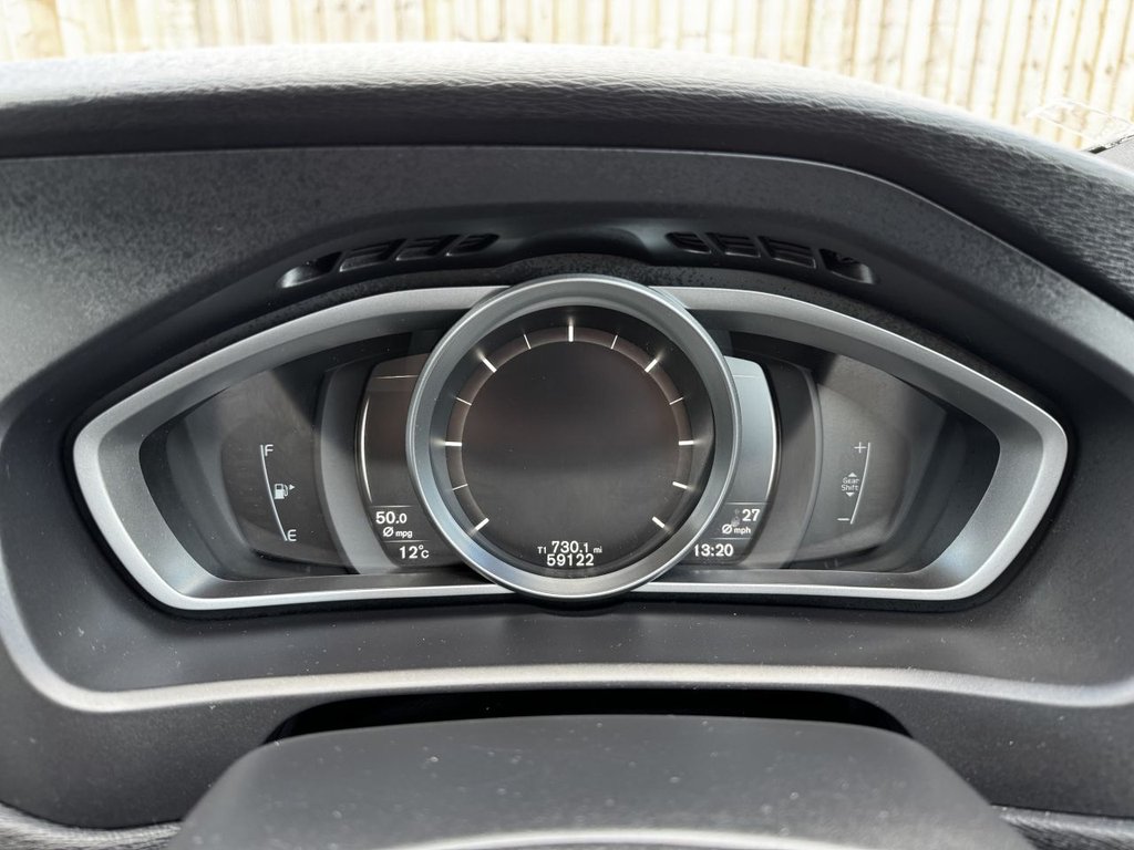 Used Volvo V40 2017 for sale - 76018596: Photo 21