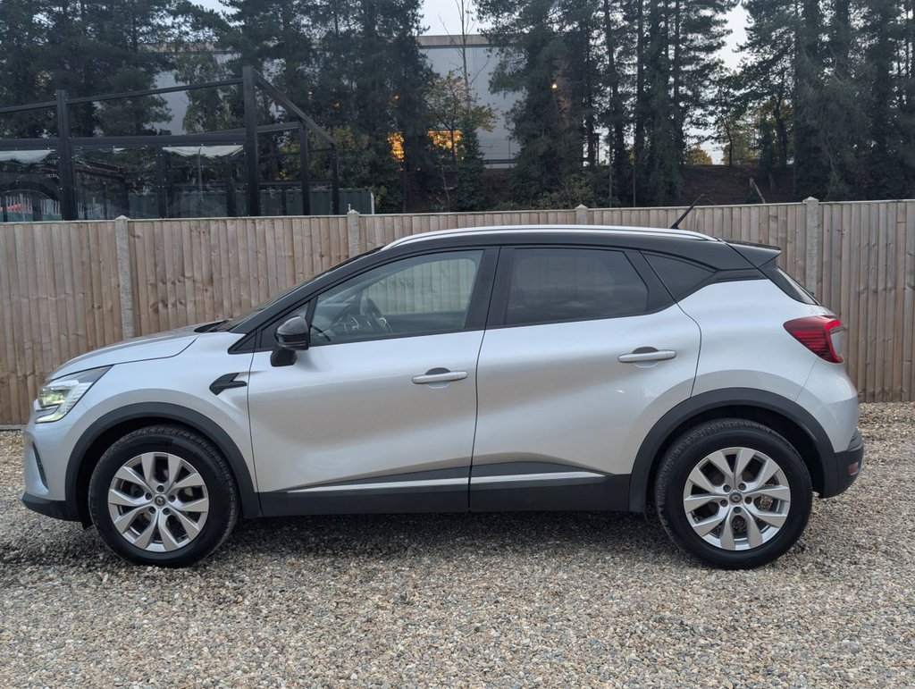 Used Renault Captur 2020 for sale - 76345290: Photo 2