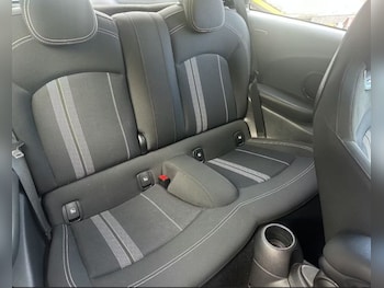 Used MINI Hatch 2023 for sale - 78349797: Photo