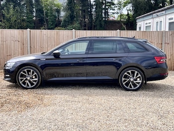 Used Skoda Superb 2020 for sale - 75456509: Photo