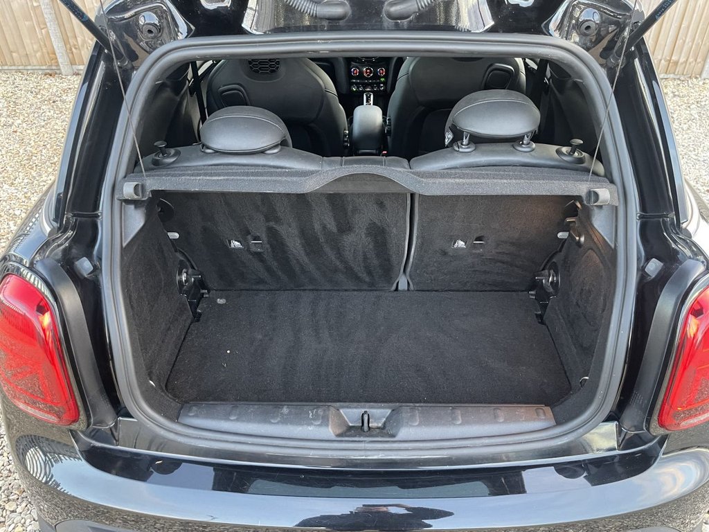 Used MINI Hatch 2021 for sale - 76385928: Photo 11
