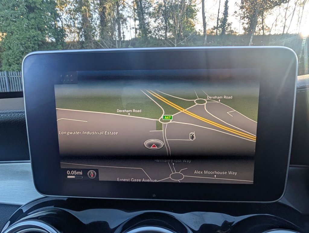 Used Mercedes-Benz C Class 2015 for sale - 76739867: Photo 18