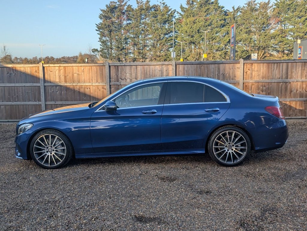 Used Mercedes-Benz C Class 2015 for sale - 76739867: Photo 2