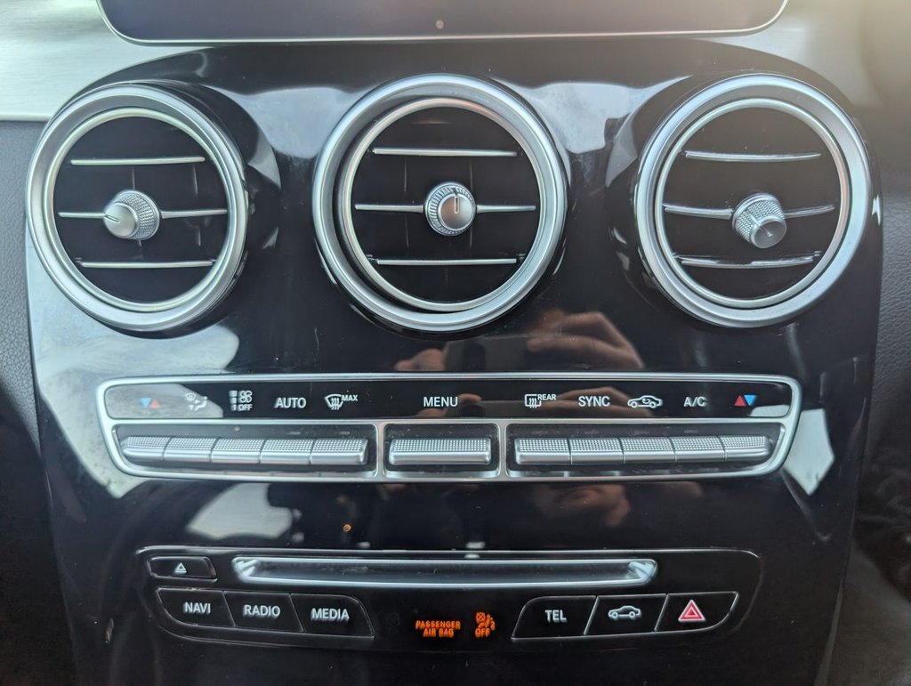 Used Mercedes-Benz C Class 2015 for sale - 76739867: Photo 21