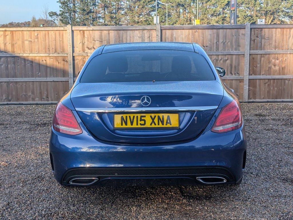 Used Mercedes-Benz C Class 2015 for sale - 76739867: Photo 4