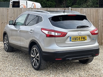 Used Nissan Qashqai 2015 for sale - 75432652: Photo