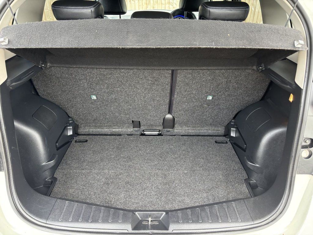 Used Nissan Note 2014 for sale - 76430361: Photo 9