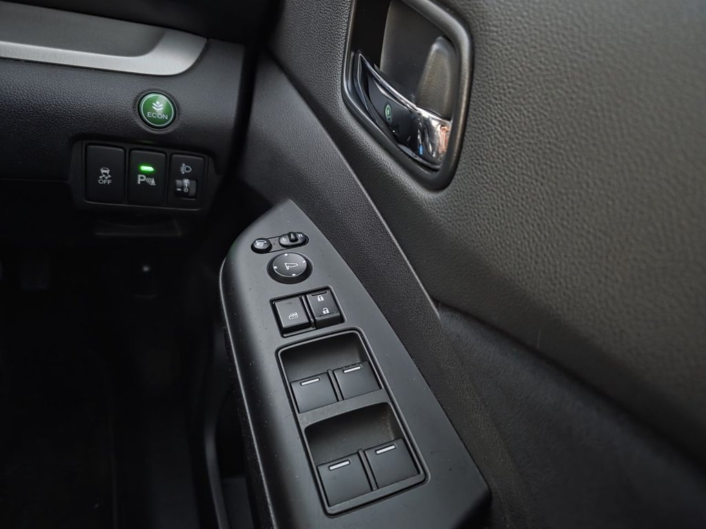 Used Honda CR-V 2015 for sale - 76883796: Photo 14