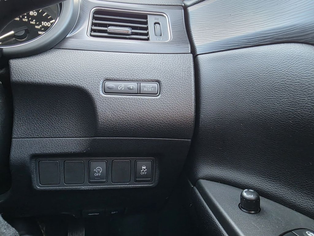 Used Nissan Pulsar 2016 for sale - 76570007: Photo 11