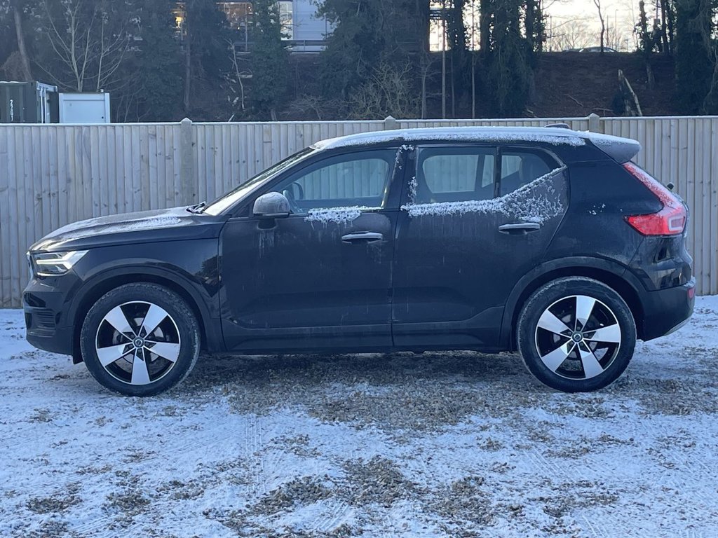 Used Volvo XC40 2018 for sale - 77121467: Photo 2