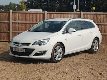 Vauxhall - Astra