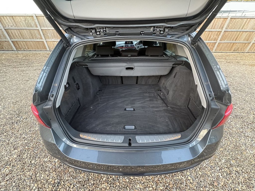 Used BMW 3 Series 2018 for sale - 76900261: Photo 11