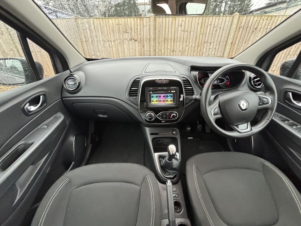 Used Renault Captur 2019 for sale - 77792296: Photo 10