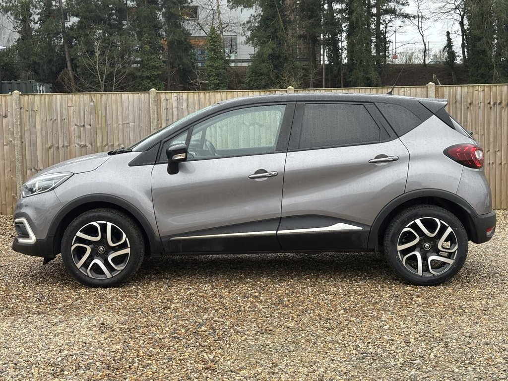 Used Renault Captur 2019 for sale - 77792296: Photo 2