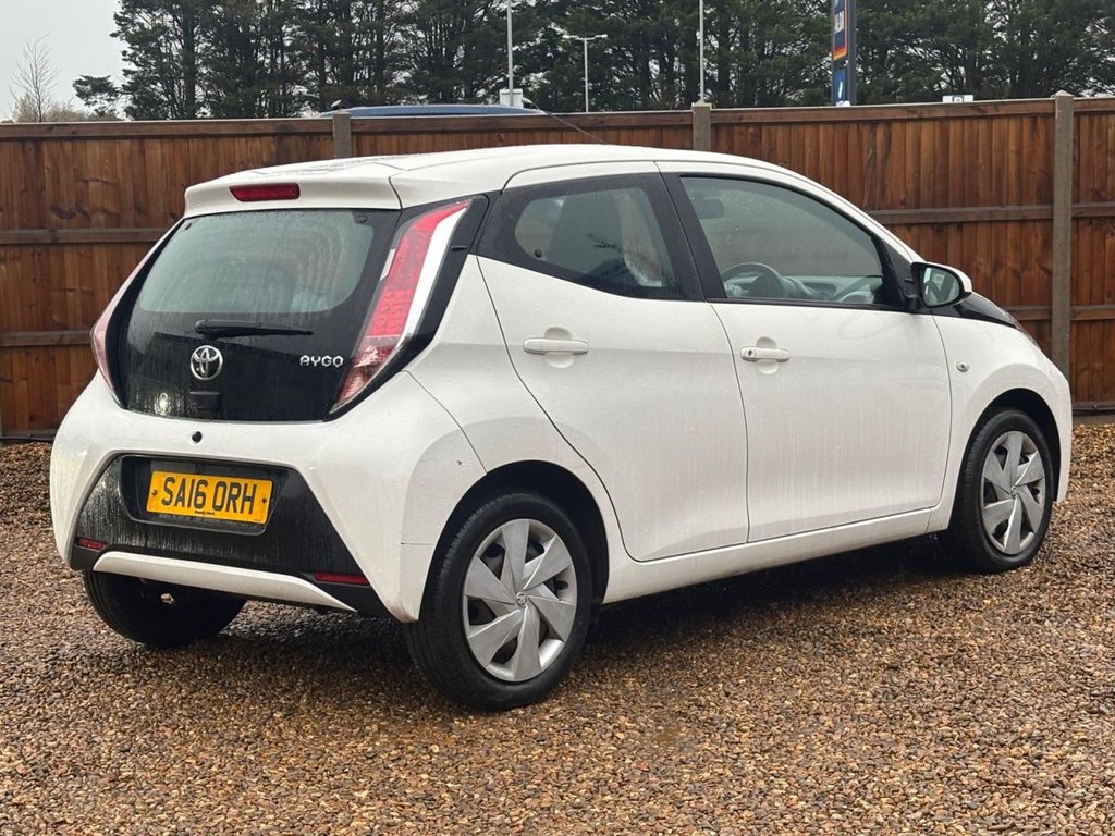 Used Toyota AYGO 2016 for sale - 76558637: Photo 5