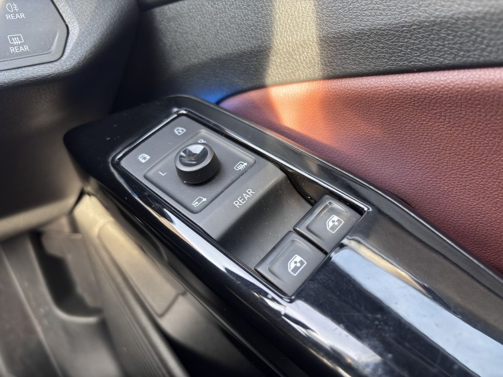 Used Volkswagen ID.4 2022 for sale - 77952785: Photo 14