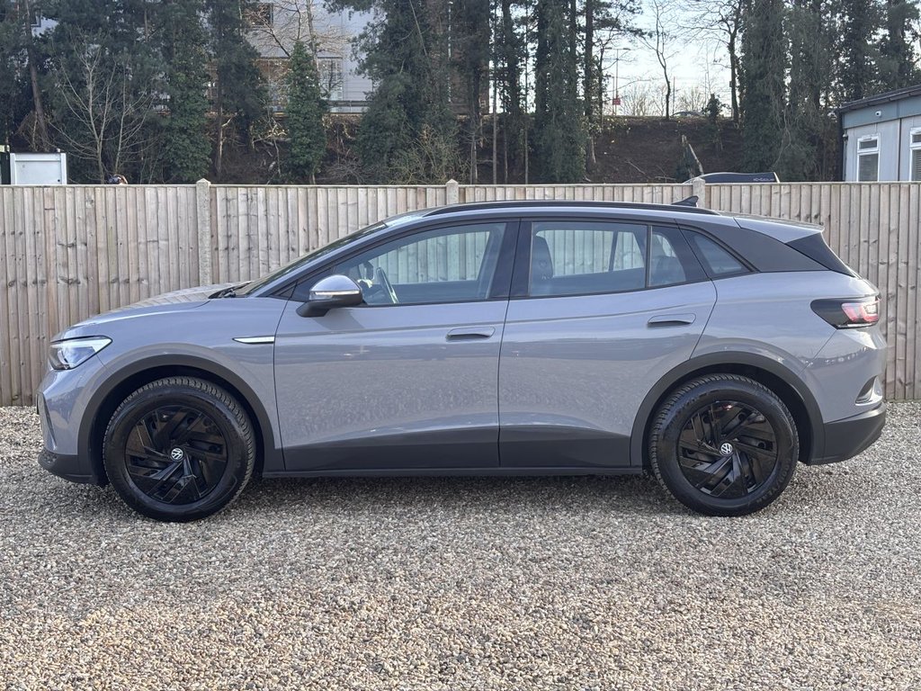 Used Volkswagen ID.4 2022 for sale - 77952785: Photo 2