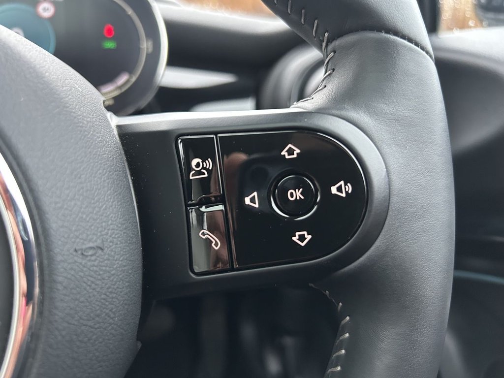 Used MINI Electric Hatch 2023 for sale - 77680495: Photo 14