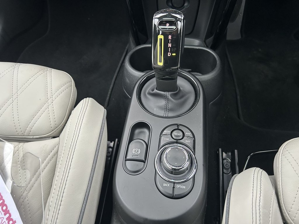 Used MINI Electric Hatch 2023 for sale - 77680495: Photo 17