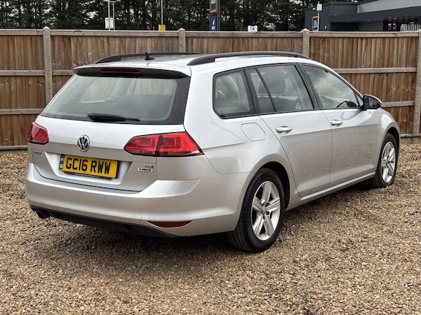 Used Volkswagen Golf 2016 for sale - 76080617: Photo 5