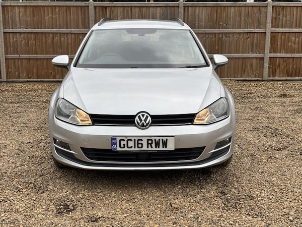 Used Volkswagen Golf 2016 for sale - 76080617: Photo 8