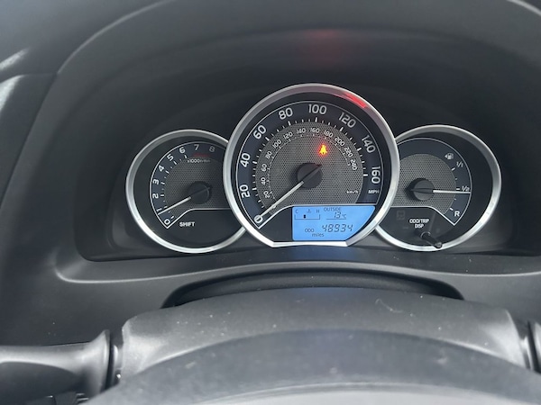 Used Toyota Auris 2014 for sale - 76303509: Photo 12
