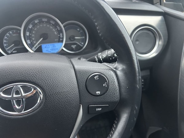 Used Toyota Auris 2014 for sale - 76303509: Photo 14