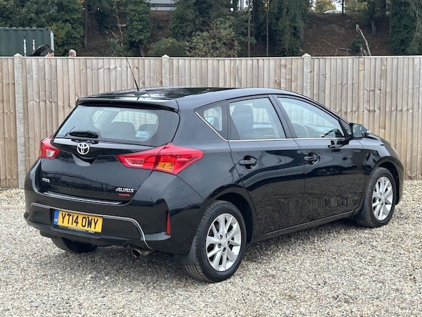 Used Toyota Auris 2014 for sale - 76303509: Photo 5