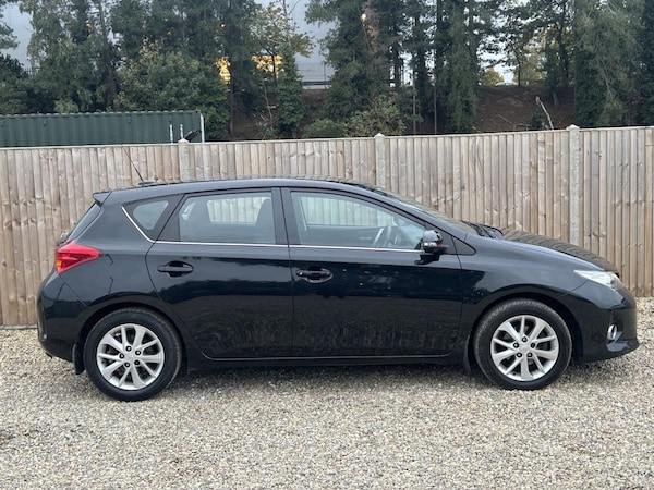 Used Toyota Auris 2014 for sale - 76303509: Photo 6