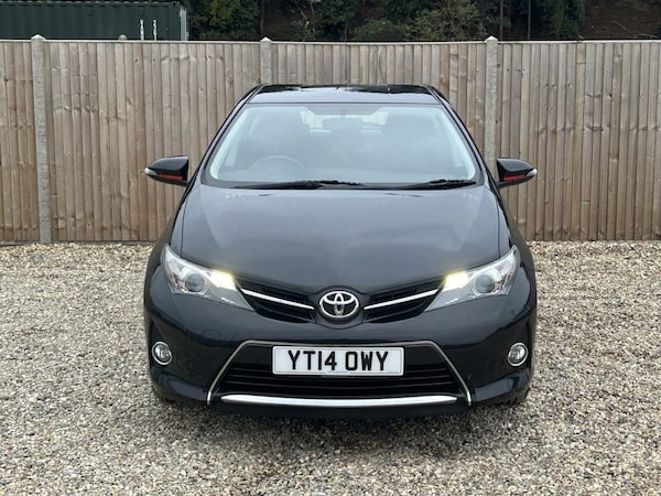 Used Toyota Auris 2014 for sale - 76303509: Photo 8