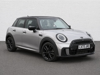 Used MINI Hatch 2023 for sale - 78401110: Photo