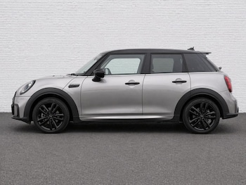 Used MINI Hatch 2023 for sale - 78401110: Photo