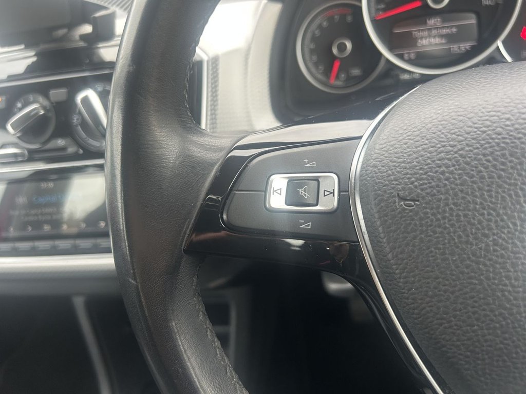 Used Volkswagen up! 2018 for sale - 76210083: Photo 13