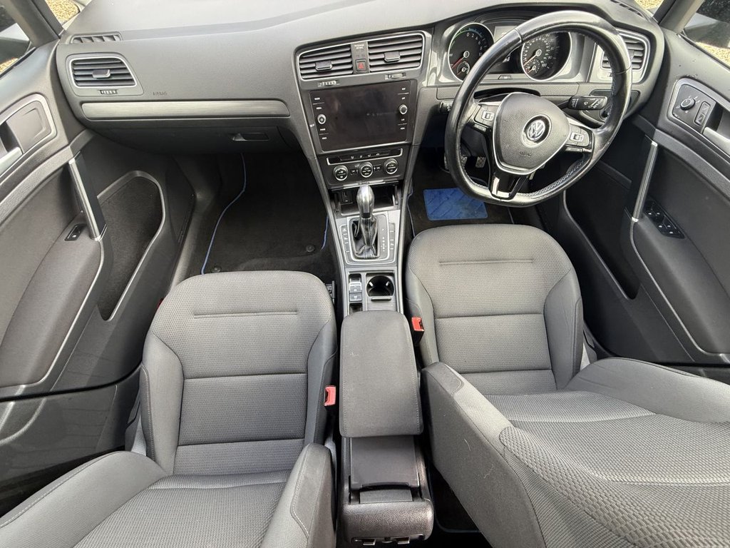 Used Volkswagen Golf 2020 for sale - 78110374: Photo 11