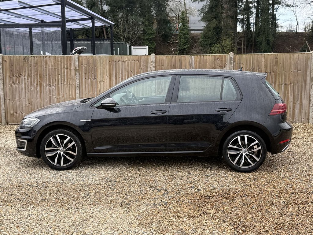 Used Volkswagen Golf 2020 for sale - 78110374: Photo 2