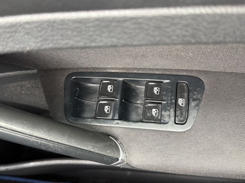 Used Volkswagen Golf 2020 for sale - 78110374: Photo 21