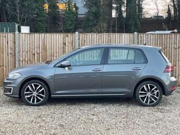 Used Volkswagen Golf 2019 for sale - 74015360: Photo