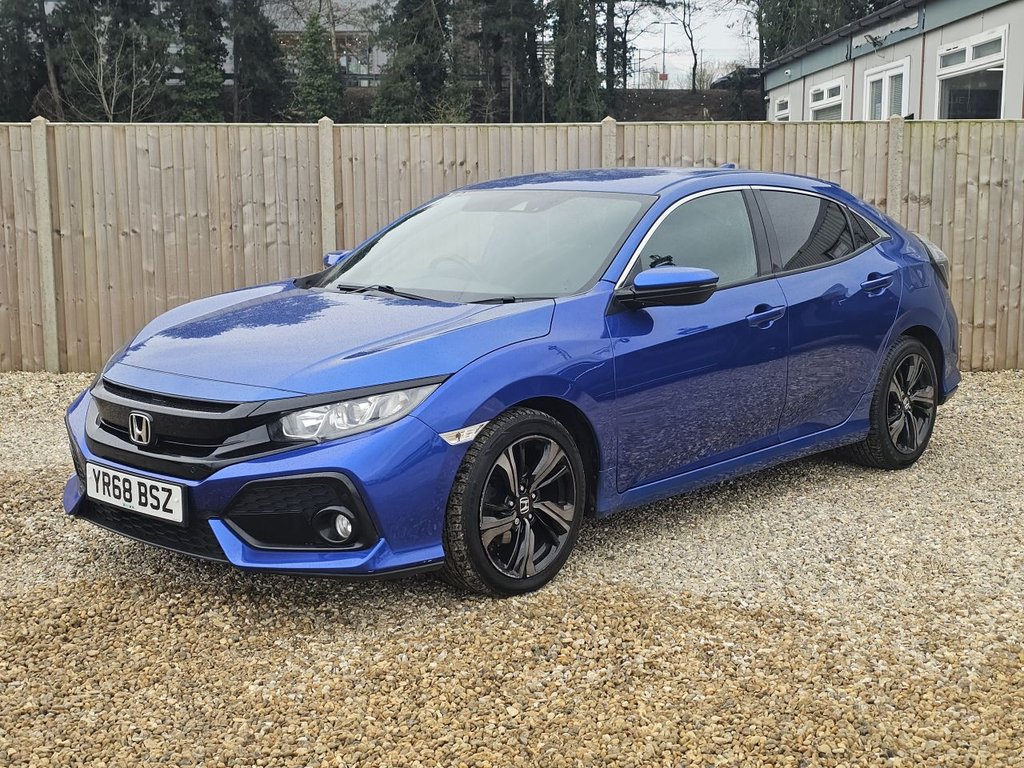 Used Honda Civic 2018 for sale - 78043935: Photo 1
