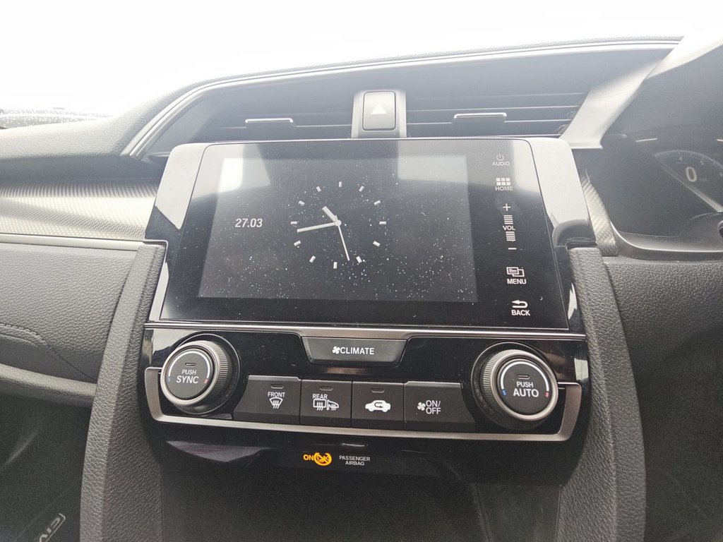 Used Honda Civic 2018 for sale - 78043935: Photo 15