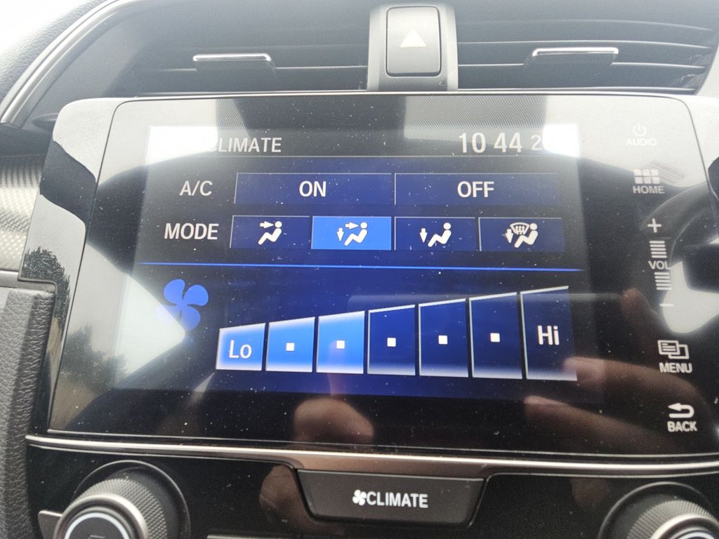 Used Honda Civic 2018 for sale - 78043935: Photo 17