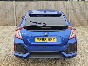 Used Honda Civic 2018 for sale - 78043935: Photo