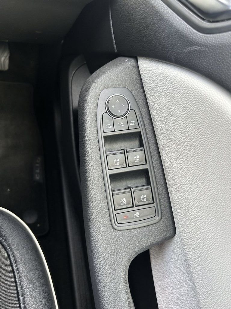 Used Renault Clio 2022 for sale - 77088977: Photo 16