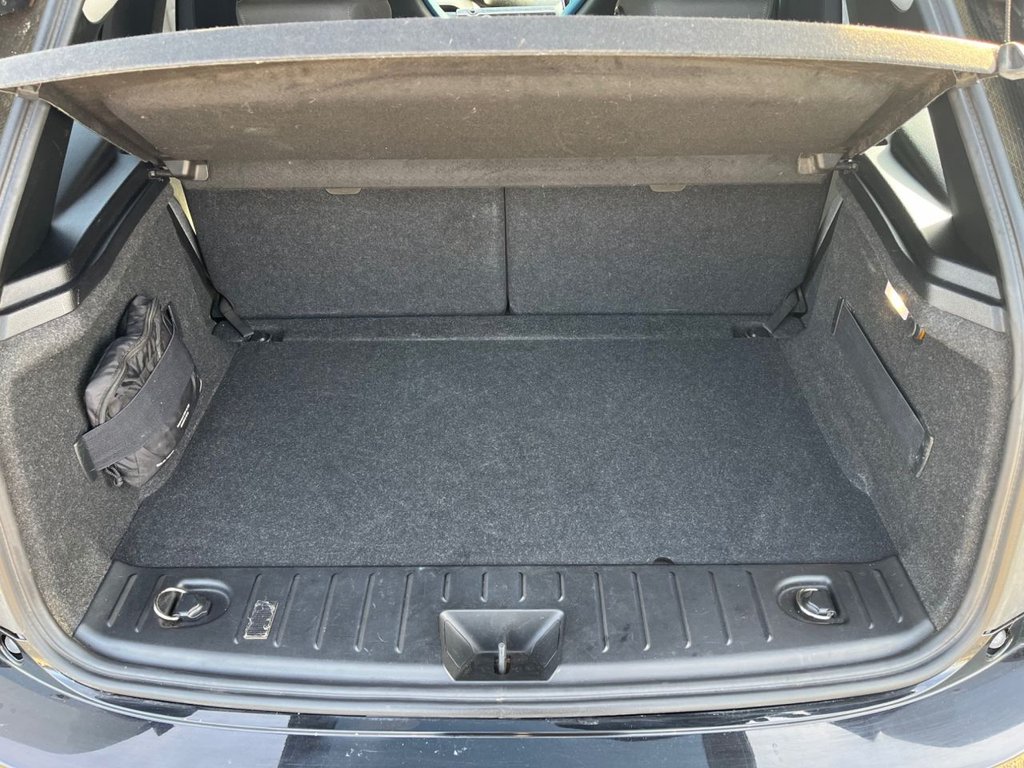 Used BMW i3 2015 for sale - 76654842: Photo 11