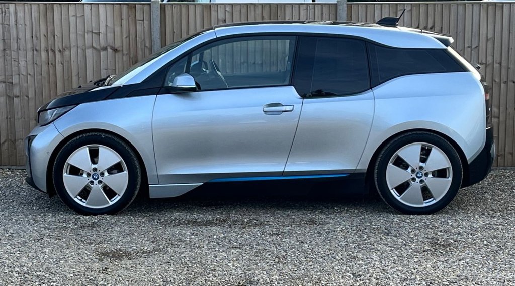 Used BMW i3 2015 for sale - 76654842: Photo 2