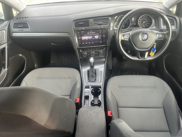 Used Volkswagen Golf 2020 for sale - 76132075: Photo 11